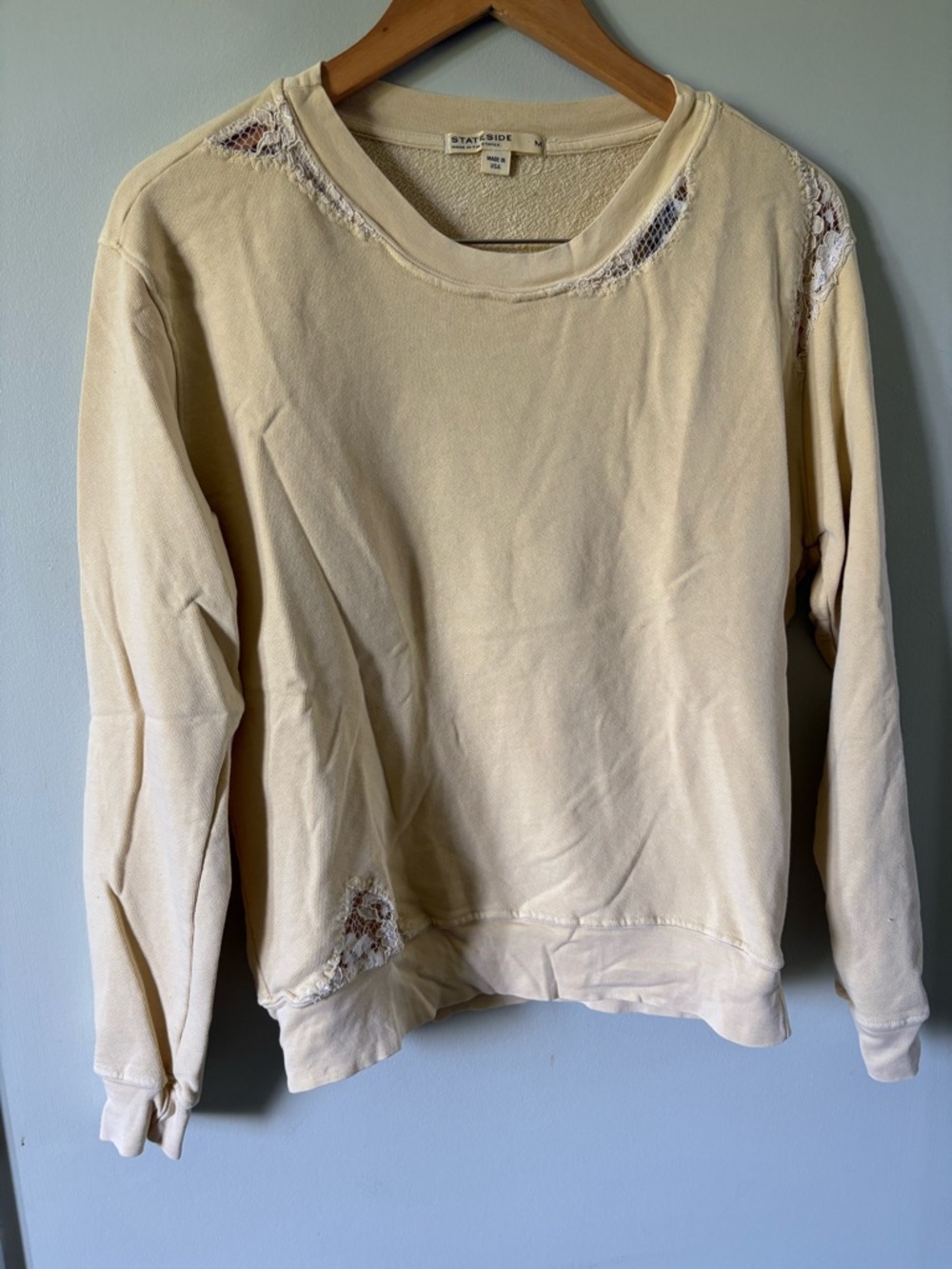 Women's Stateside Pullover Sweatshirt with Lace Accents M Yellow
